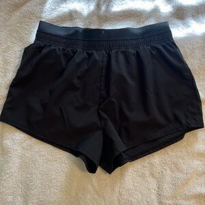 Gymshark women’s double waistband athletic shorts